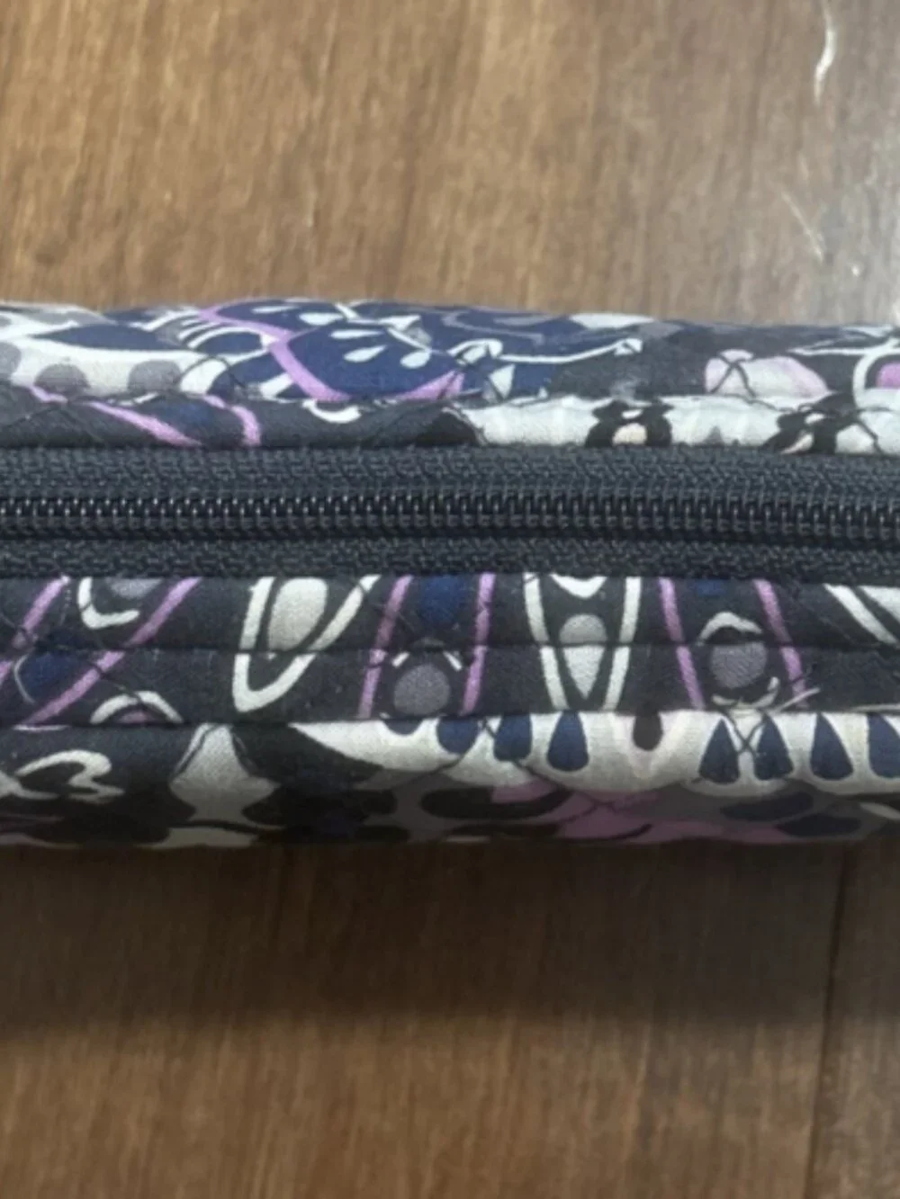 Vera Bradley Cosmetic Case Mimosa Medallion Zip Quilted Travel Bag 8”x3”x1.5”